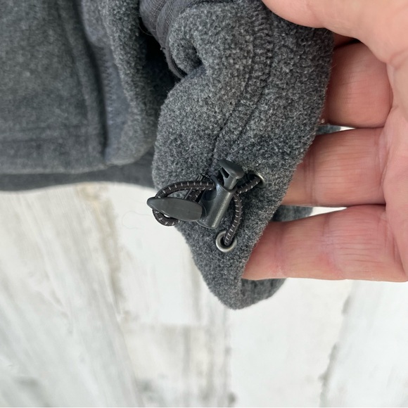 The North Face Men’s Khumbu Mid Weight Fleece Full Zip Jacket Size Medium - Picture 10 of 11